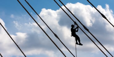 4 passive pitfalls: why fallen-angel bonds need active management