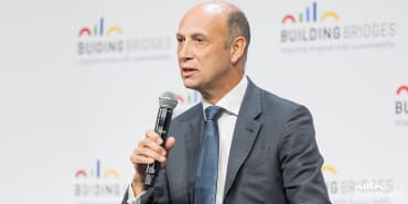 Building Bridges 2025 / Pierre Albouy.