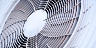 Combattre la chaleur (et les chocs énergétiques) grâce aux énergies renouvelables