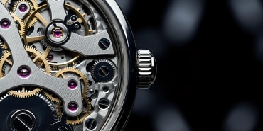 Stagflation or Goldilocks? The investment clock is running backwards