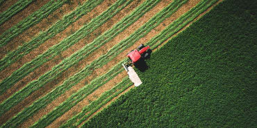 From farm waste to resource: the case for regenerative agriculture