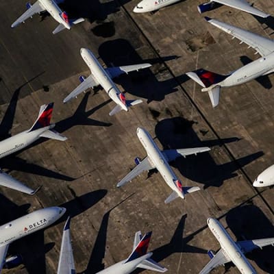Dix semaines qui ébranlèrent le monde