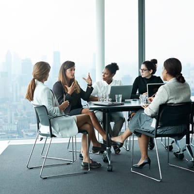 Studie von Lombard Odier zum Thema Frauen und Investitionen: Mit Überzeugung und ohne Kompromisse in die Zukunft