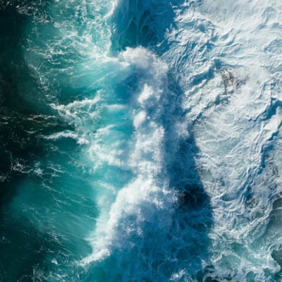 Force des océans : l’énergie houlomotrice est-elle la plus grande source d’énergie renouvelable inexploitée de la planète ?
