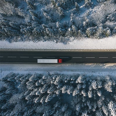 En route pour des fêtes de fin d’année soutenables avec un transport plus vert
