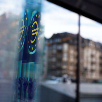 Pervasive uncertainty - ECB changes course and delays exit