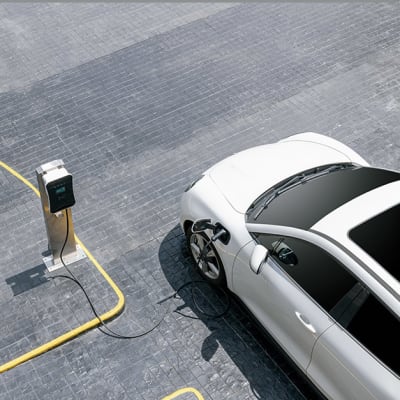 Electric cars and strategic competition; stay selective