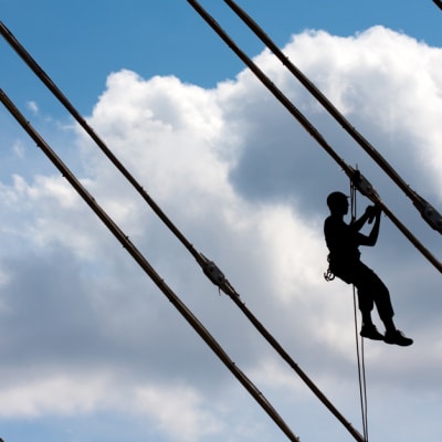 4 passive pitfalls: why fallen-angel bonds need active management