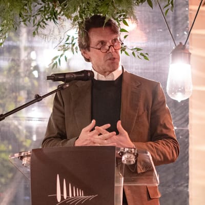 “Le crisi ambientali e sociali forzeranno il cambiamento dell’economia reale” – Hubert Keller spiega l’importanza di investire in attività sostenibili