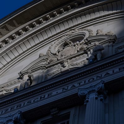 Schweizerische Nationalbank läutet Ära der Transparenz ein