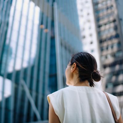 Selling or transferring a business: preparing the handover beyond the transaction