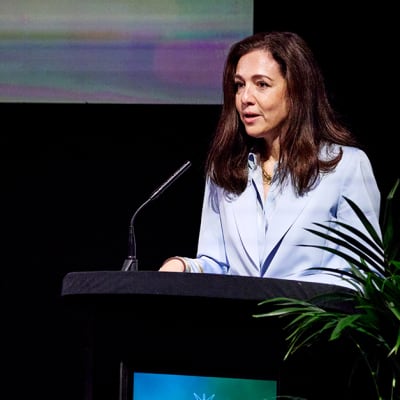 “Active investing starts where consensus ends” – interview with Bettina Ducat