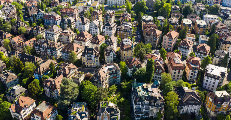 Investing in Swiss real estate: three key takeaways in three graphs