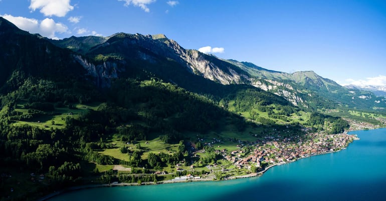 2026 Entrepreneurs Study: Swiss family businesses are accelerating their technological transformation, but succession remains a key challenge