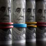 A bumpy path to US dollar weakening 