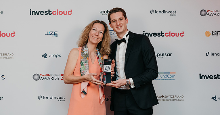 locom/news/2025/02/20250207/WealthBriefingAwards_ArticleLOcom_4