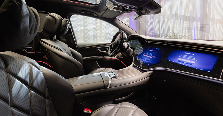 locom/news/2025/05/20250526/Mercedez_ArticleLOcom2